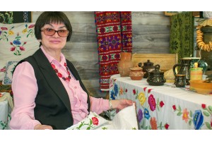 Iнтэр'вью з кiраўнiком народнага гiсторыка-краязнаўчага музея гiмназii № 25 Алiнай Пахвалённай